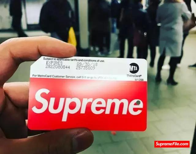 Supreme 宇宙级街头品牌