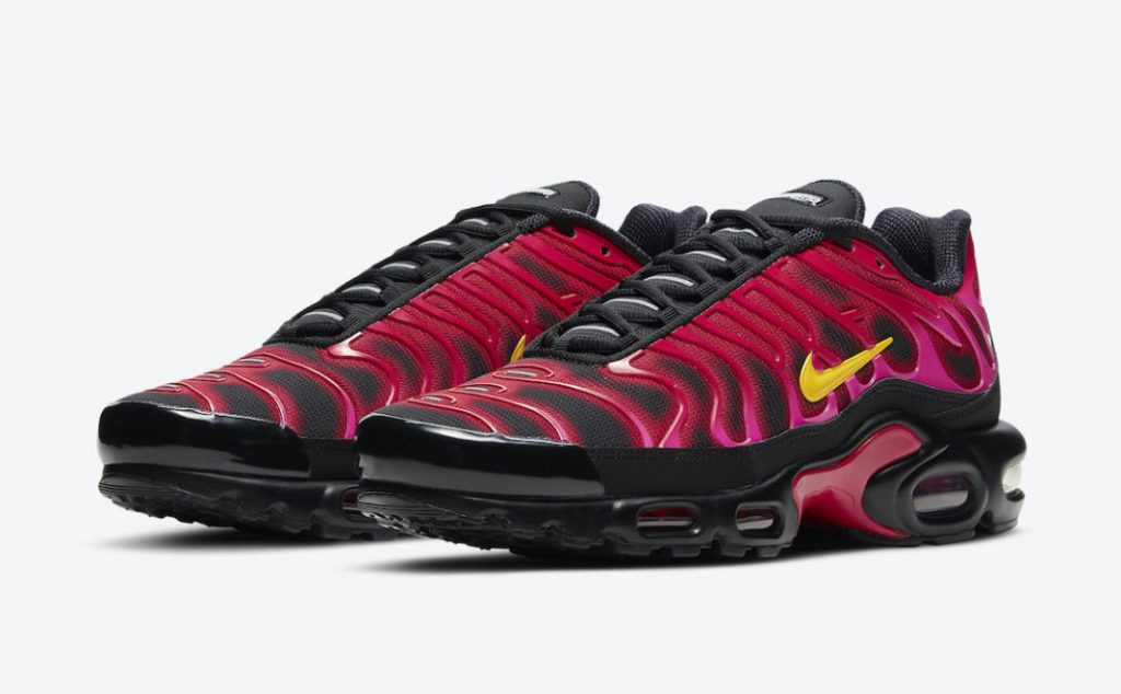 Supreme x Nike Air Max Plus TN 货号：DA1472-300/DA1472-600